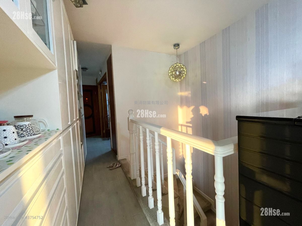 東堤灣畔 售盤 4 房 , 2 浴室 1,251 平方呎