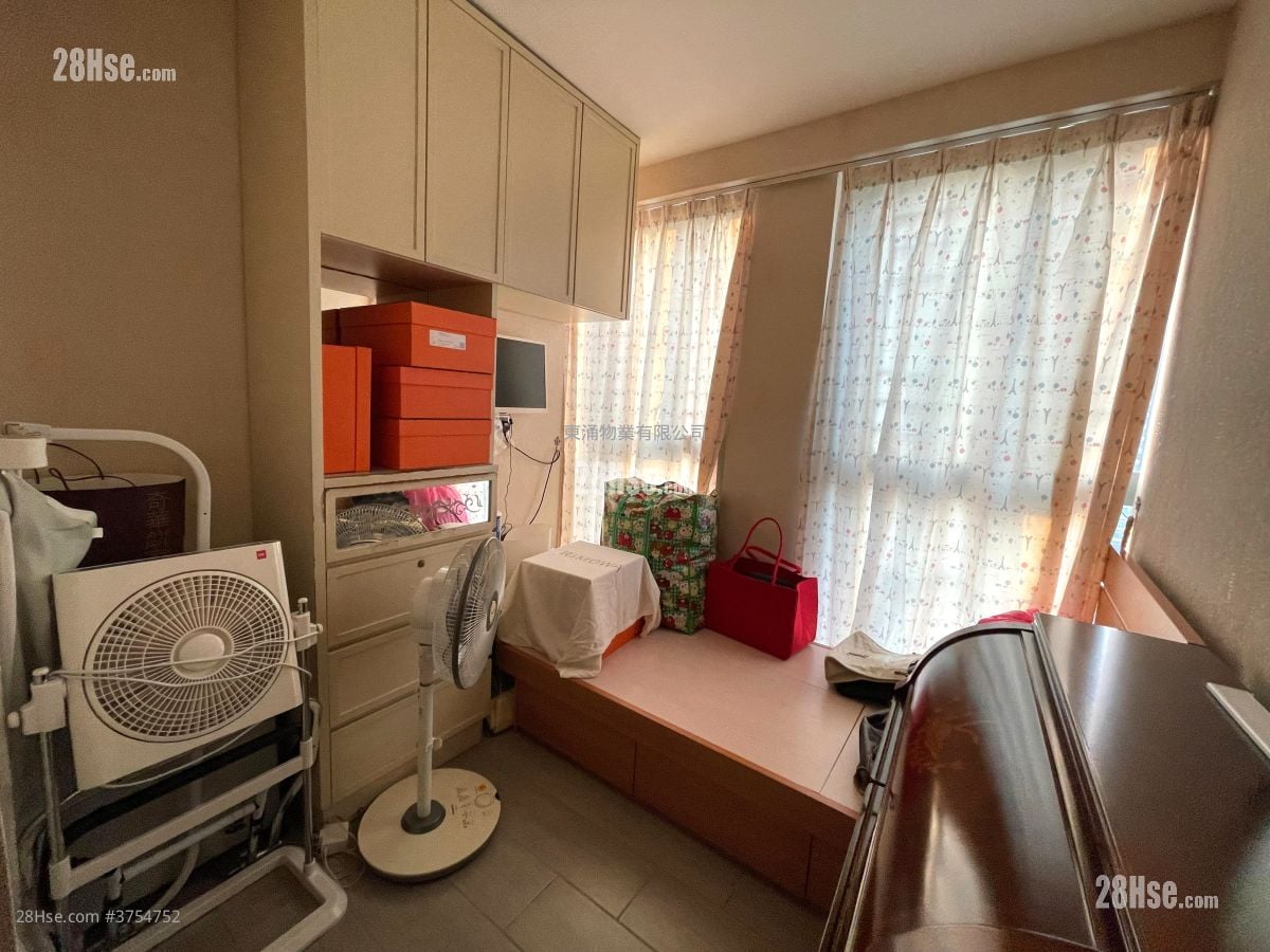 東堤灣畔 售盤 4 房 , 2 浴室 1,251 平方呎