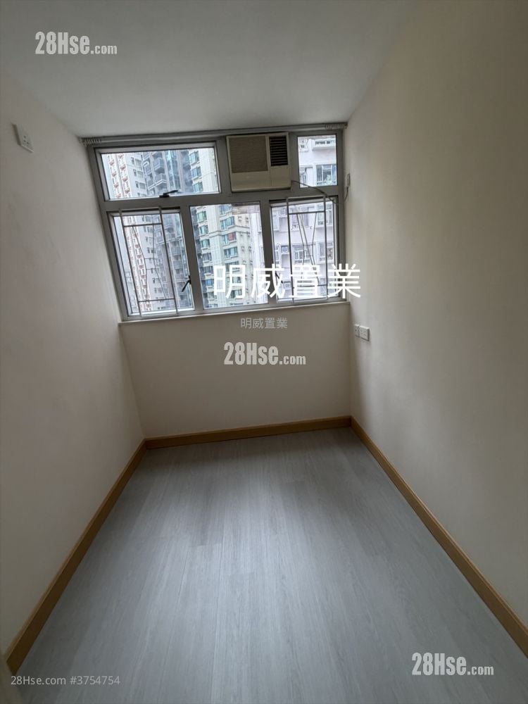 翠园大楼 售盘 5+ 房 512 平方尺