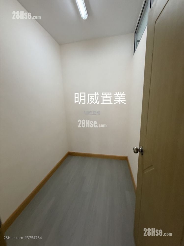 翠园大楼 售盘 5+ 房 512 平方尺