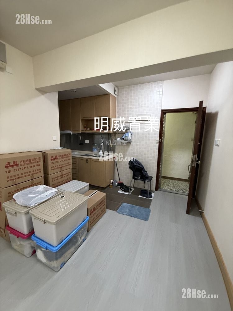 翠园大楼 售盘 5+ 房 512 平方尺