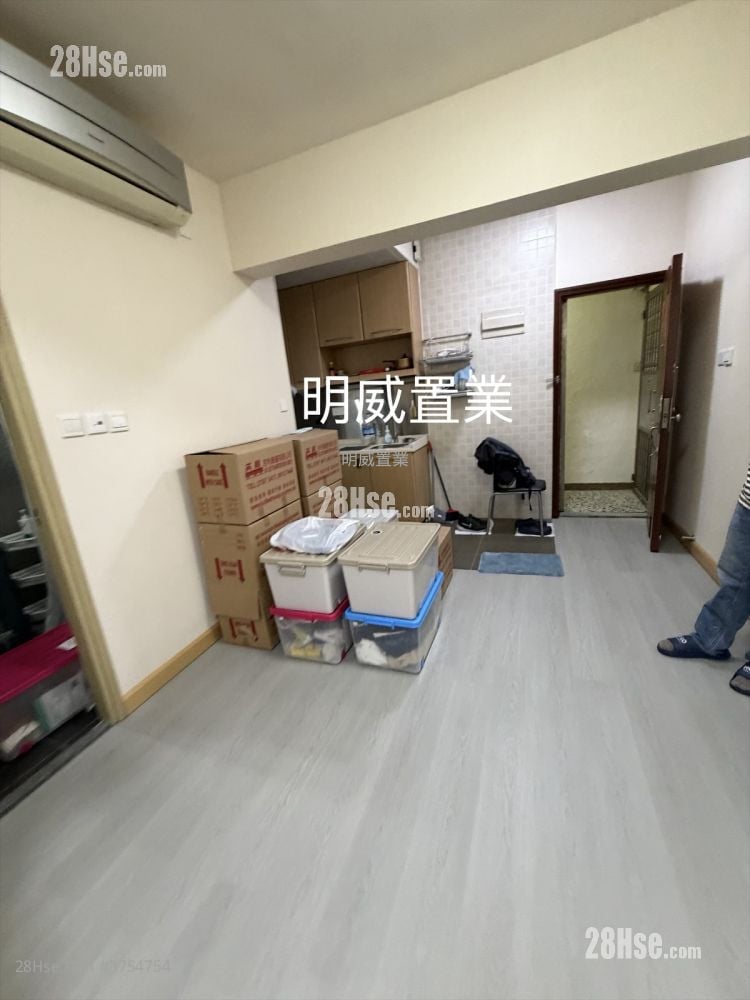 翠园大楼 售盘 5+ 房 512 平方尺