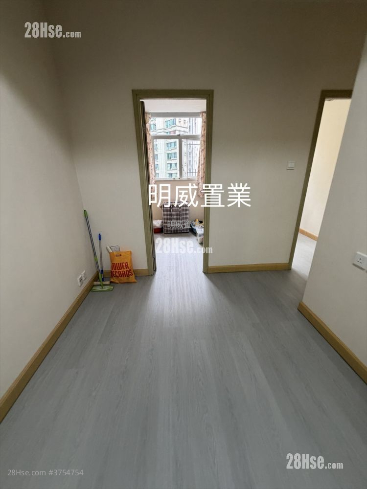 翠园大楼 售盘 5+ 房 512 平方尺