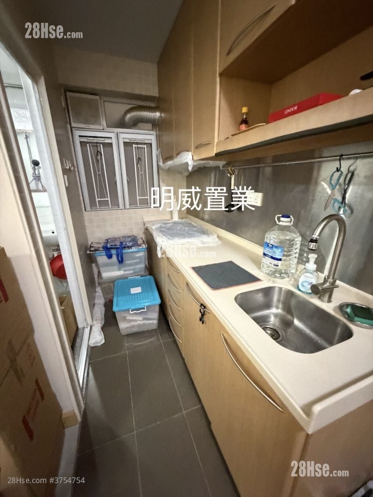 翠园大楼 售盘 5+ 房 512 平方尺