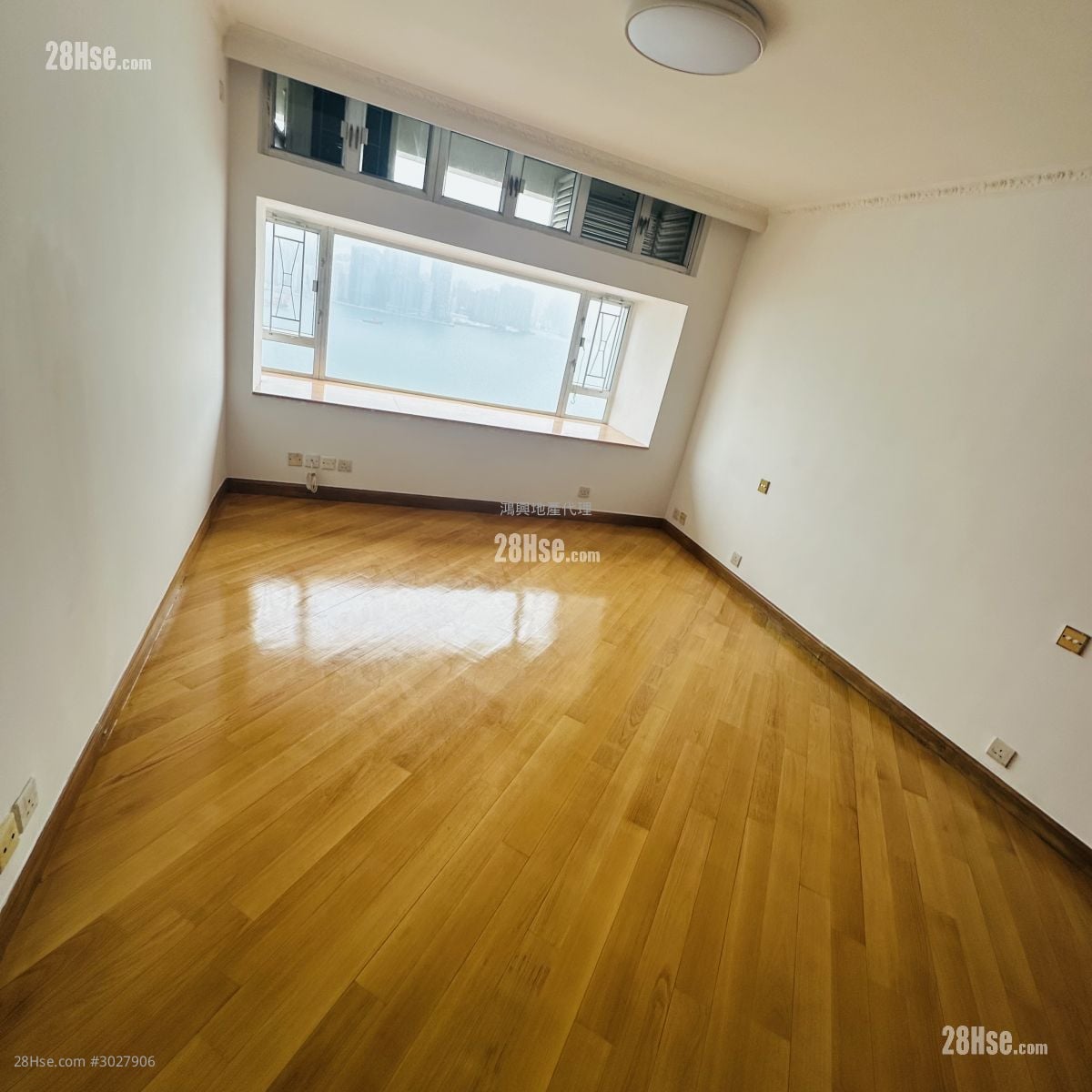 和富中心 租盘 3 房 , 3 浴室 1,308 平方尺