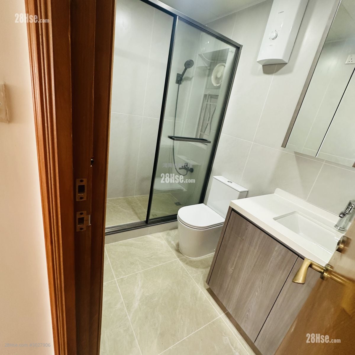 和富中心 租盘 3 房 , 3 浴室 1,308 平方尺