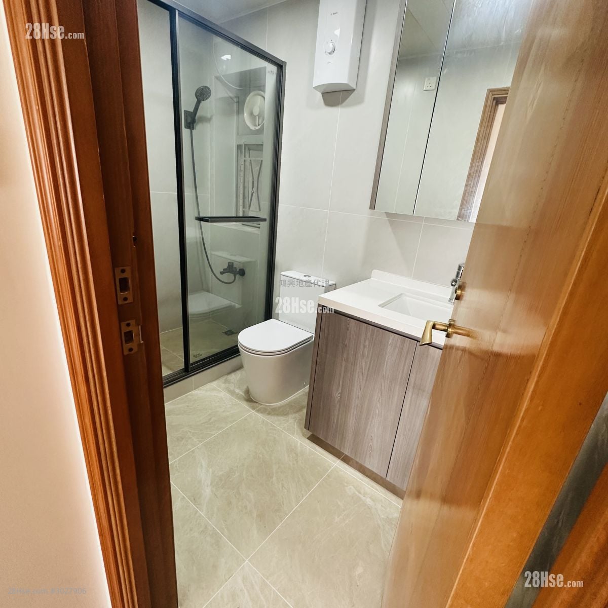 和富中心 租盘 3 房 , 3 浴室 1,308 平方尺