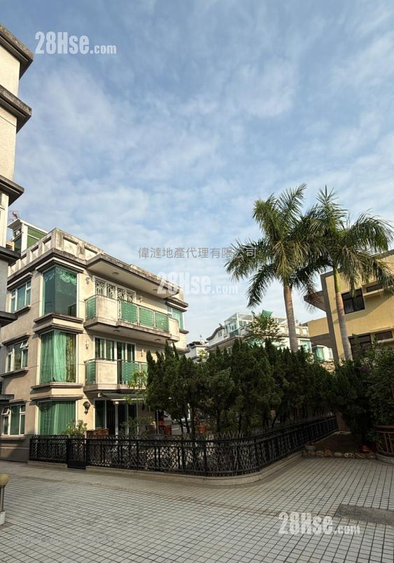 村屋 租盤 2 房 , 2 浴室 700 平方呎