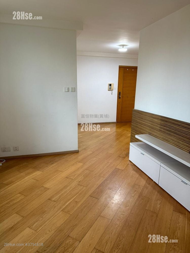 Harbour Place Sell 3 Bedrooms , 2 Bathrooms 589 ft²