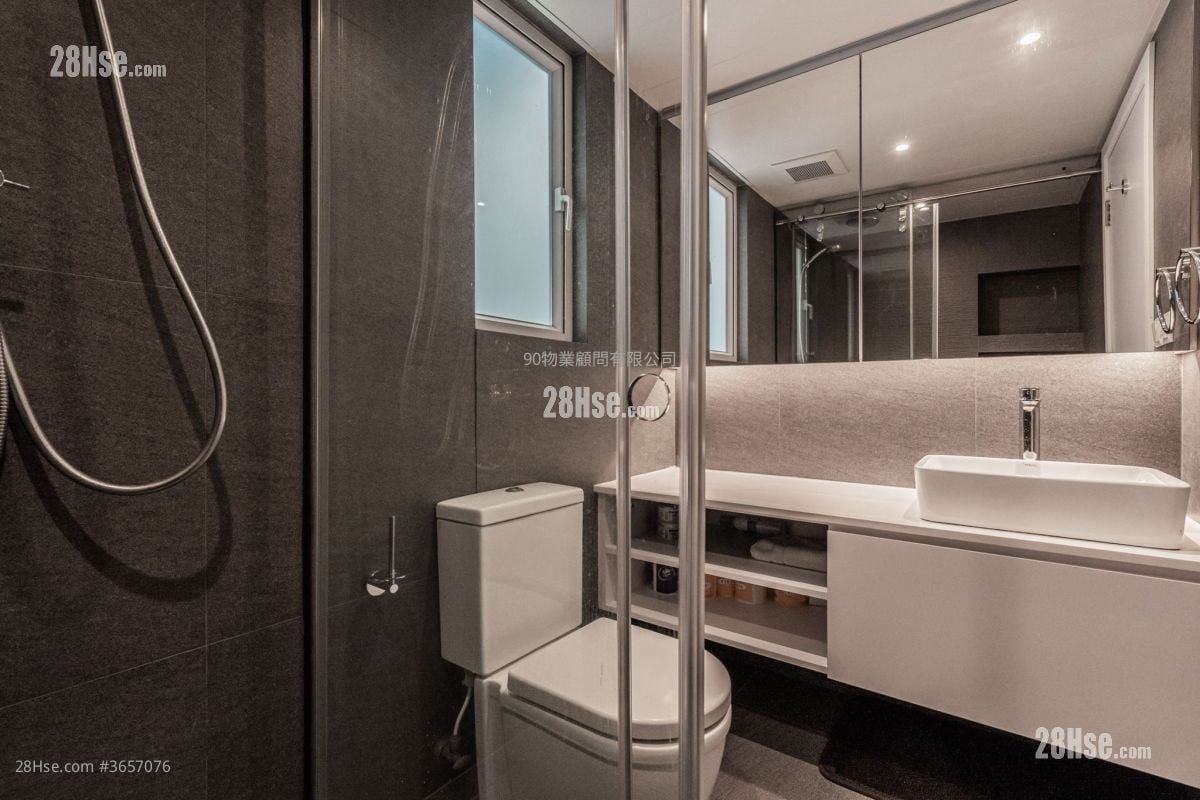 Wo Fat Building Sell 274 ft²