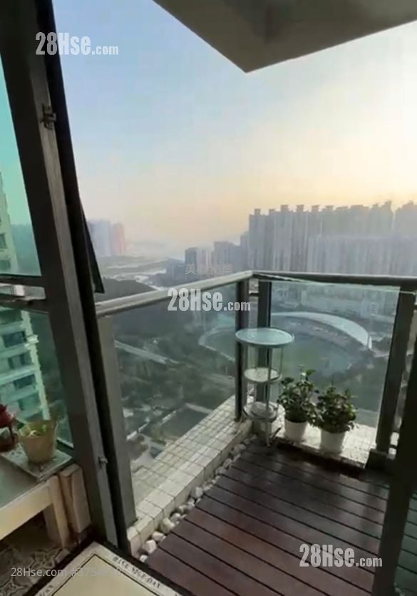 Residence Oasis Sell 4 Bedrooms , 3 Bathrooms 943 ft²