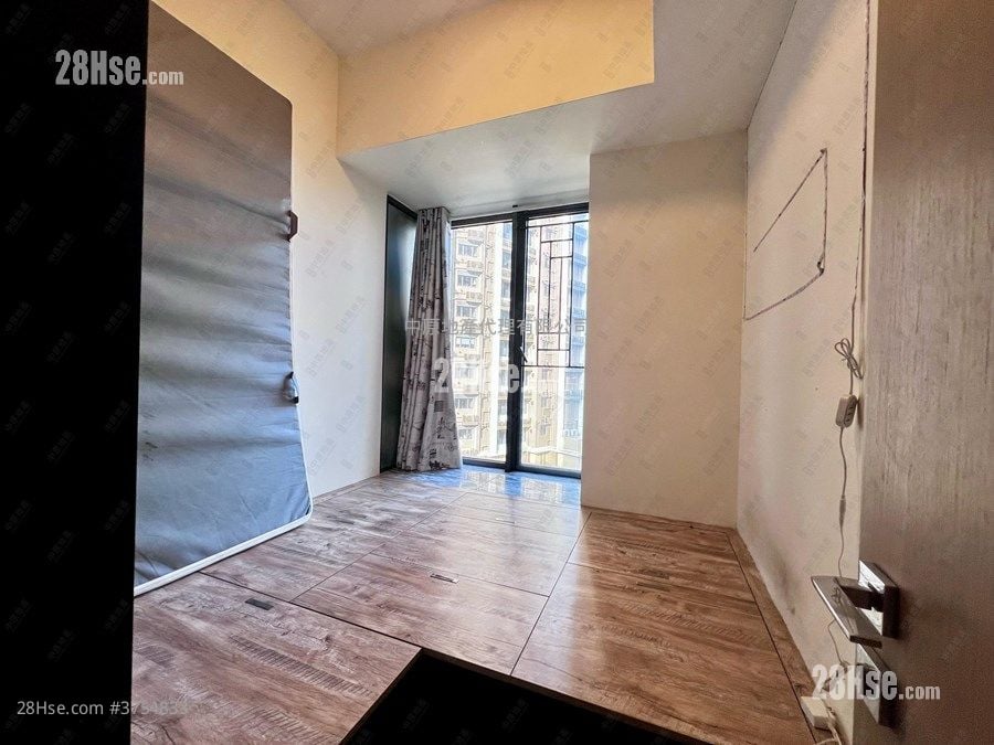 迎海 售盘 3 房 811 平方尺