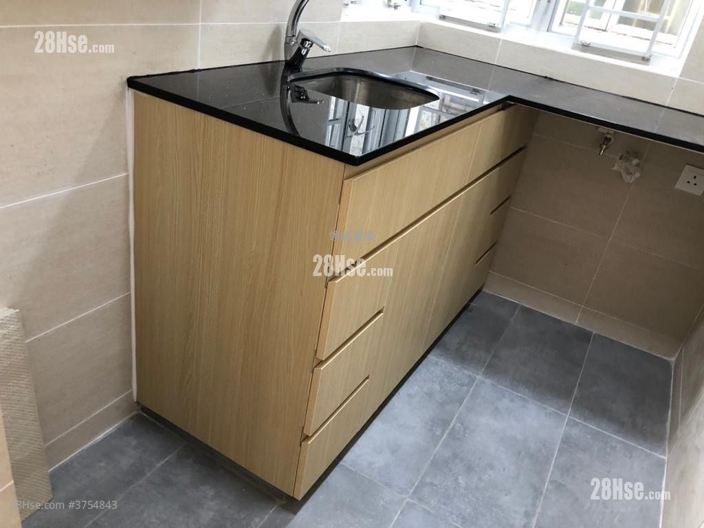 嘉景花園 租盤 2 房 , 1 浴室 354 平方呎