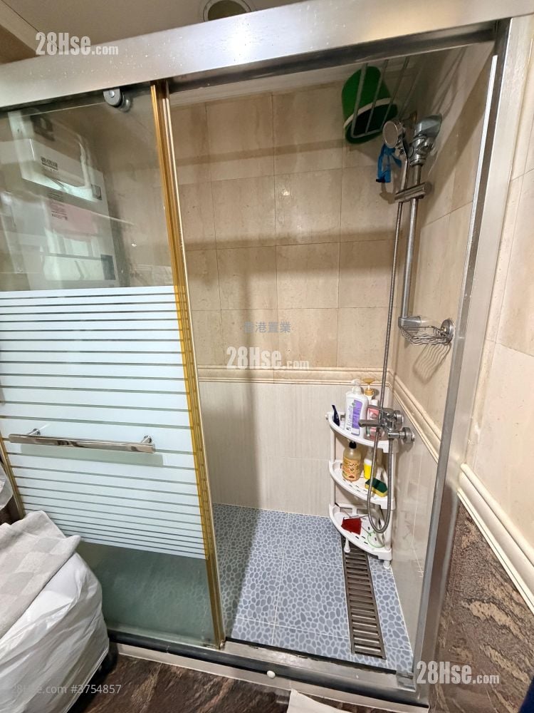 Grand Del Sol Sell 3 Bedrooms , 1 Bathroom 748 ft²