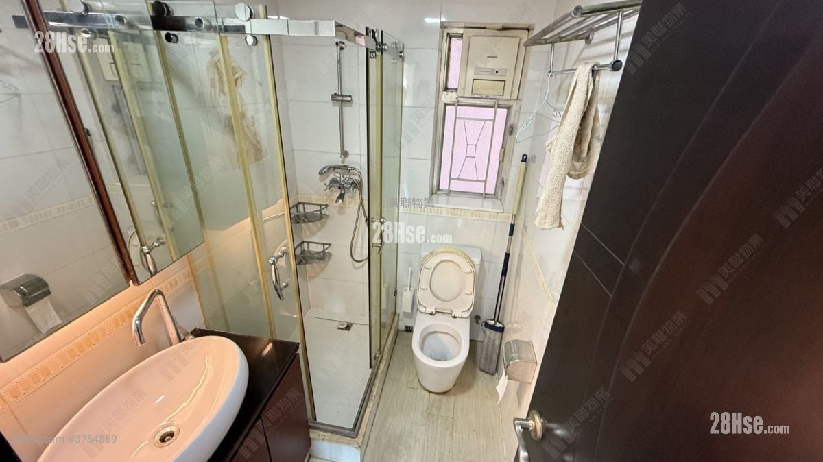 Discovery Park Sell 3 Bedrooms 648 ft²