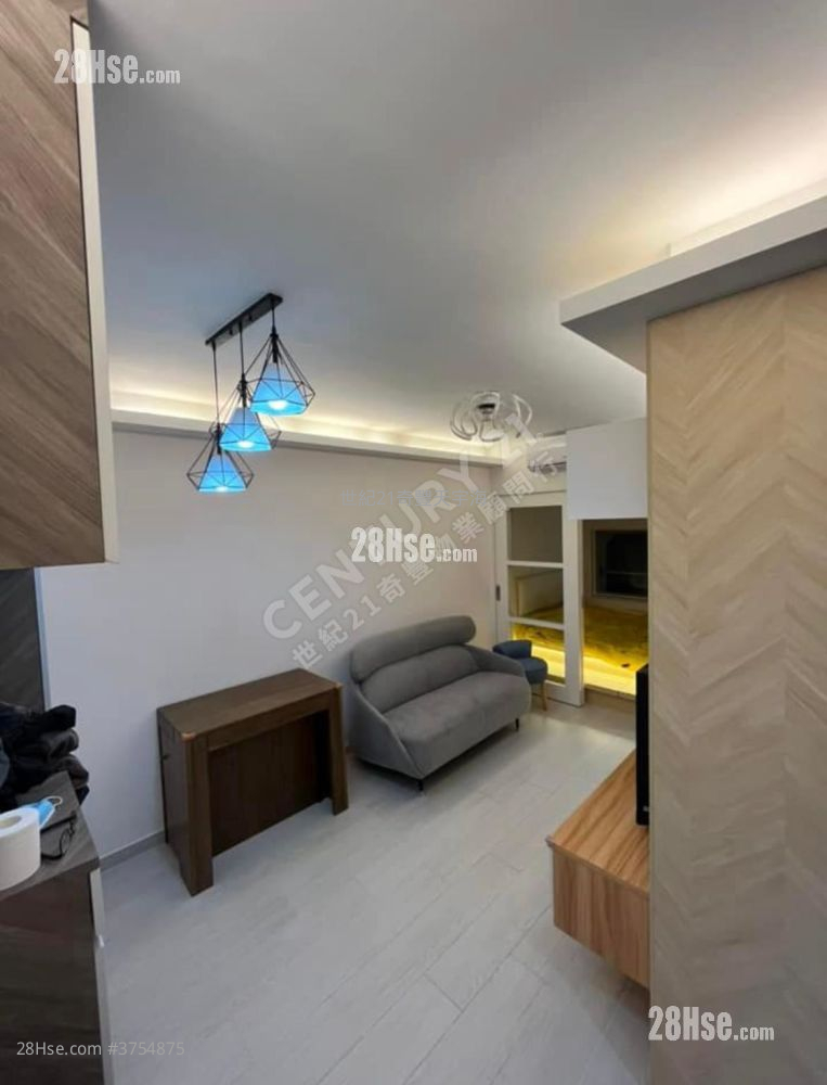 錦暉苑  售盤 2 房 381 平方呎