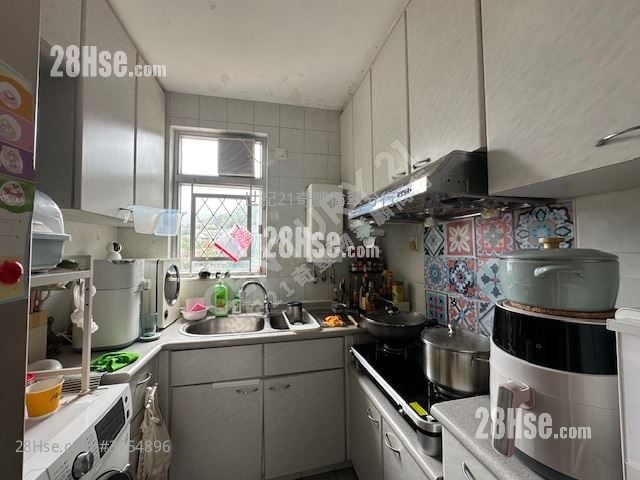 愉翠苑 售盘 2 房 , 1 浴室 519 平方尺