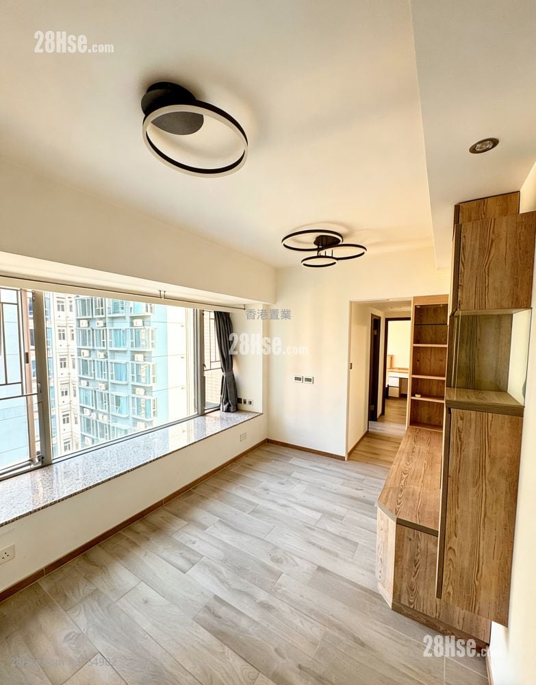 The Pacifica Sell 2 Bedrooms , 1 Bathroom 449 ft²