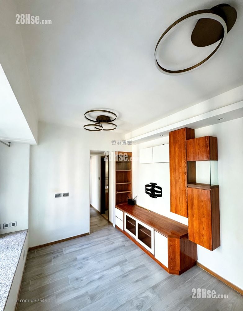 The Pacifica Sell 2 Bedrooms , 1 Bathroom 449 ft²