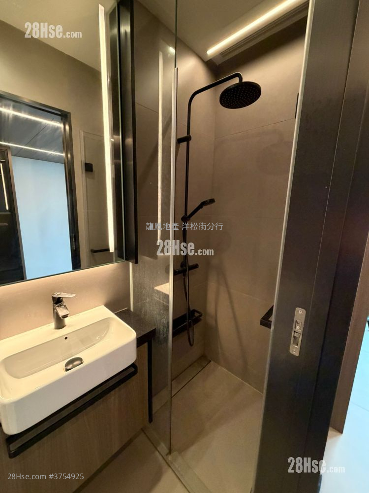 Larchwood 租盤 開放式間隔 , 1 浴室 204 平方呎