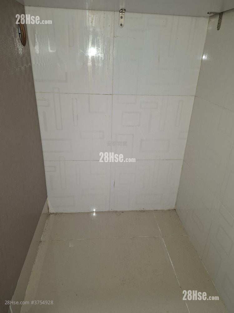 明发大厦 租盘 开放式间隔 130 平方尺