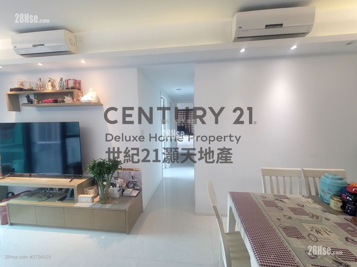 岚山 售盘 3 房 , 3 浴室 842 平方尺