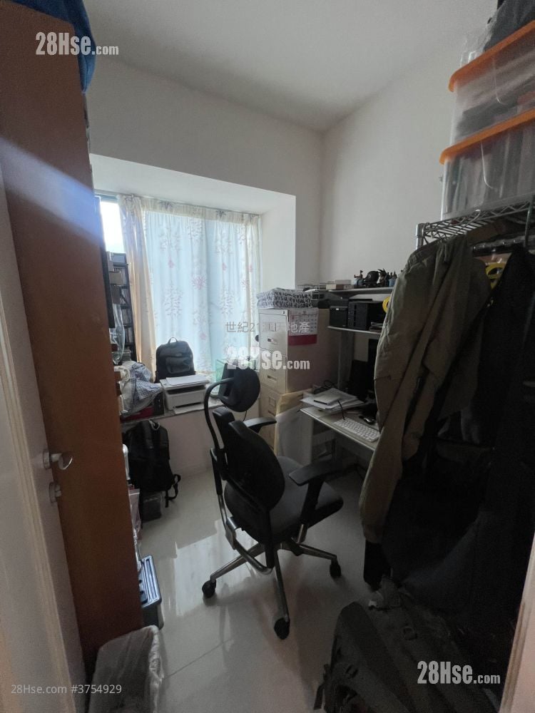 岚山 售盘 3 房 , 3 浴室 842 平方尺