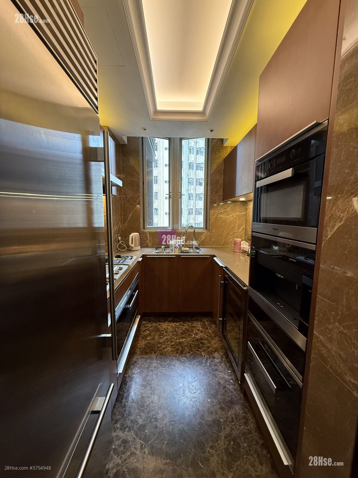 帝滙豪庭 售盘 3 房 1,179 平方尺