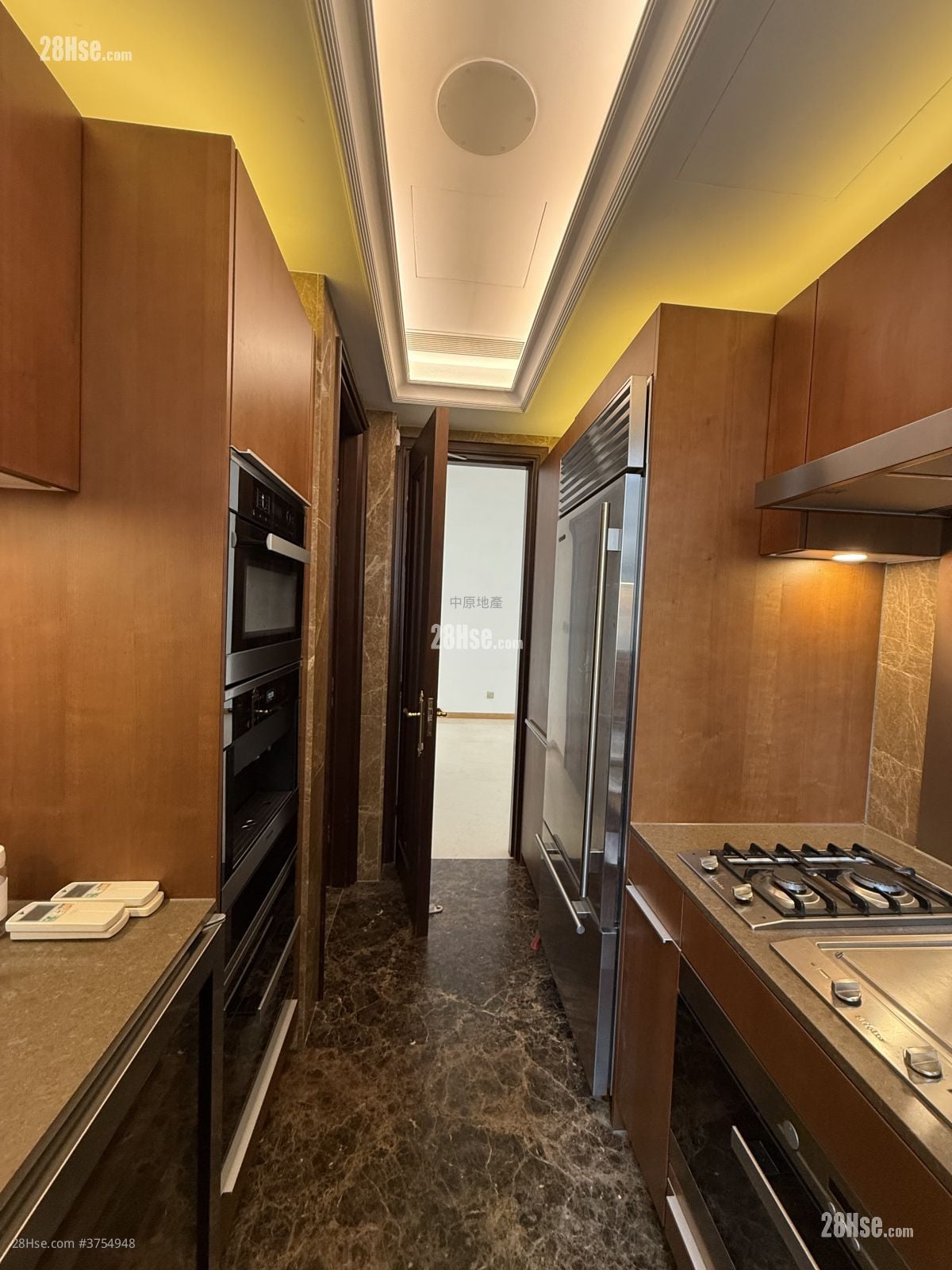 帝滙豪庭 售盘 3 房 1,179 平方尺