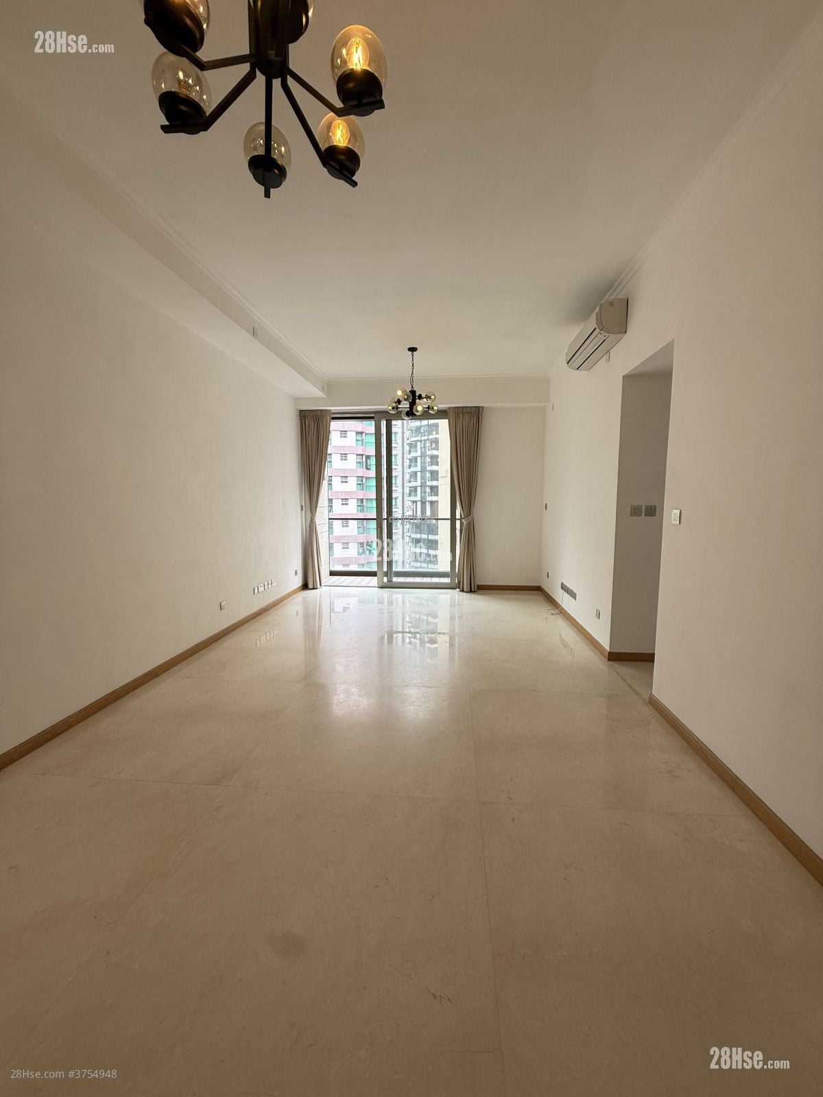 帝滙豪庭 售盘 3 房 1,179 平方尺