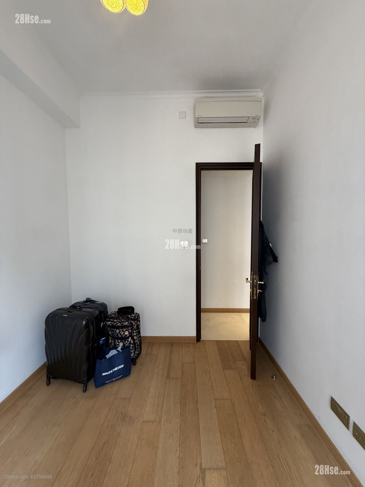 帝滙豪庭 售盘 3 房 1,179 平方尺