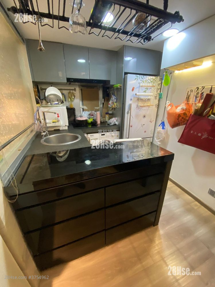 中源中心 租盤 336 平方呎