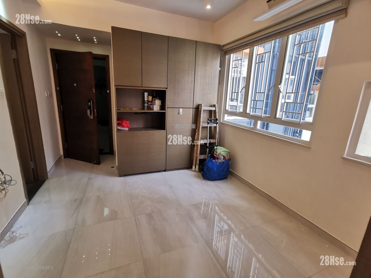 泽安阁 售盘 2 房 , 1 浴室 346 平方尺