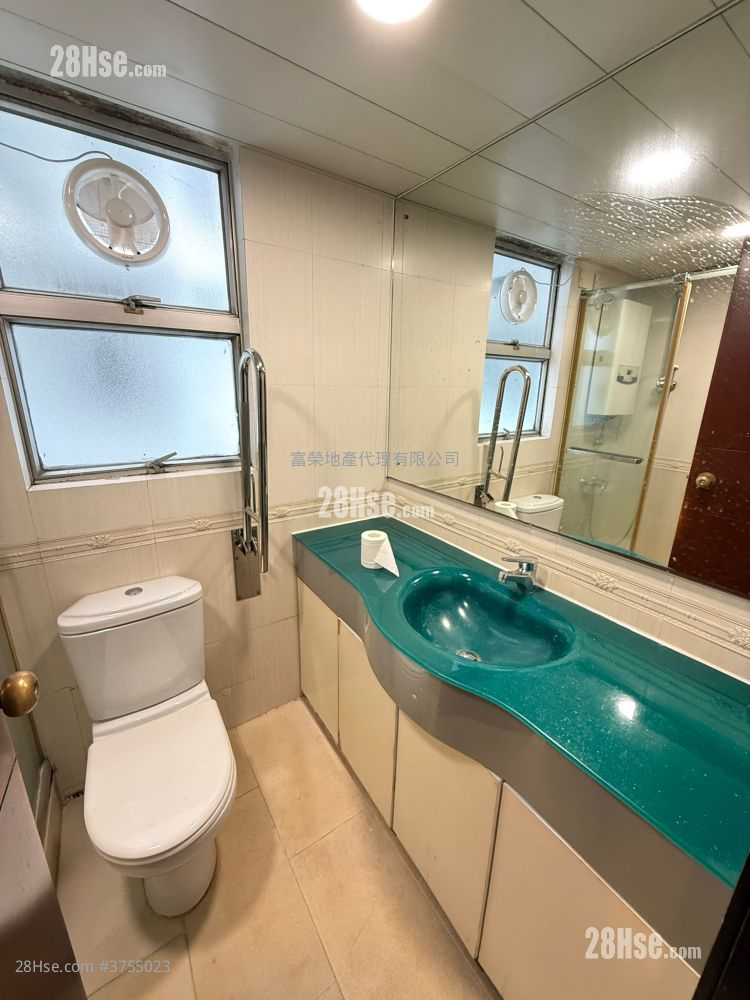 黃埔花園 租盤 4 房 , 2 浴室 777 平方呎