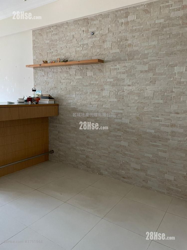 曉翠山莊 售盤 3 房 , 2 浴室 1,066 平方呎