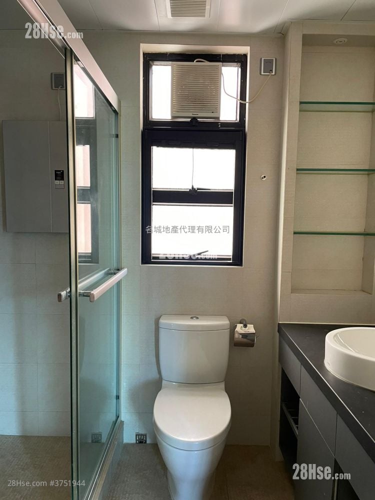 曉翠山莊 售盤 3 房 , 2 浴室 1,066 平方呎