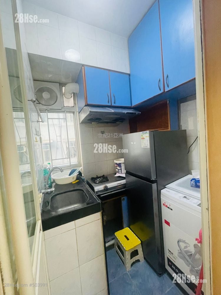 維新大廈 售盤 2 房 , 1 浴室 256 平方呎