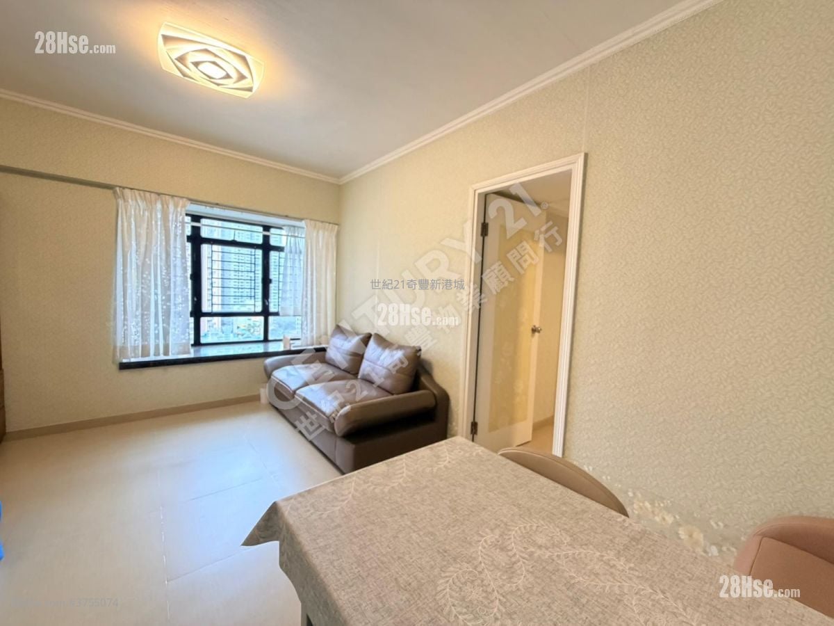 新港城 售盘 3 房 , 2 浴室 519 平方尺