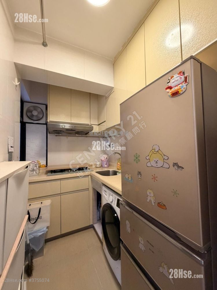 新港城 售盘 3 房 , 2 浴室 519 平方尺