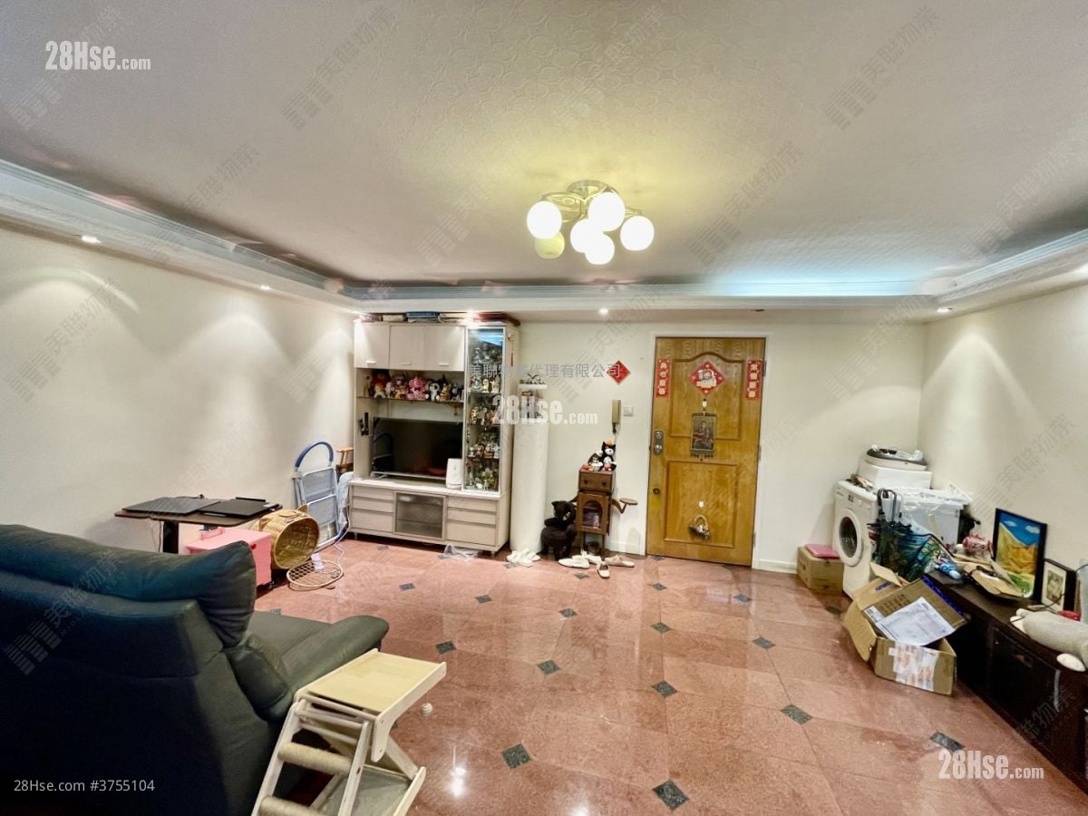 康丽花园 售盘 2 房 , 1 浴室 612 平方尺