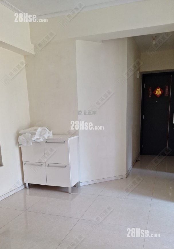 峻滢 售盘 3 房 , 2 浴室 694 平方尺