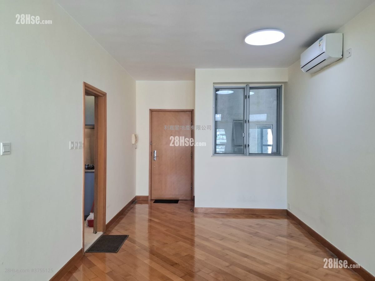 藍天海岸 售盤 3 房 , 2 浴室 694 平方呎