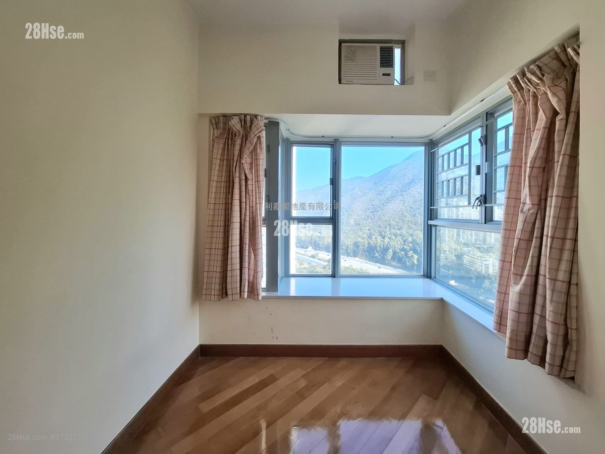 藍天海岸 售盤 3 房 , 2 浴室 694 平方呎