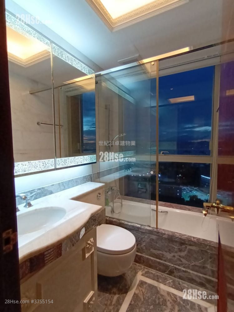 御金国峯 售盘 4 房 , 3 浴室 1,614 平方尺