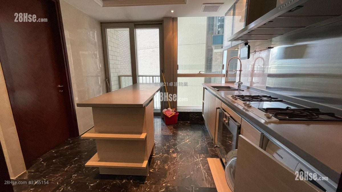 御金国峯 售盘 4 房 , 3 浴室 1,614 平方尺