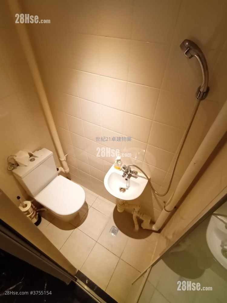 御金国峯 售盘 4 房 , 3 浴室 1,614 平方尺