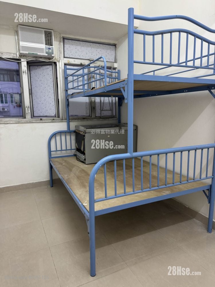 Capitol Mansion Rental Studio , 1 Bathroom 180 ft²