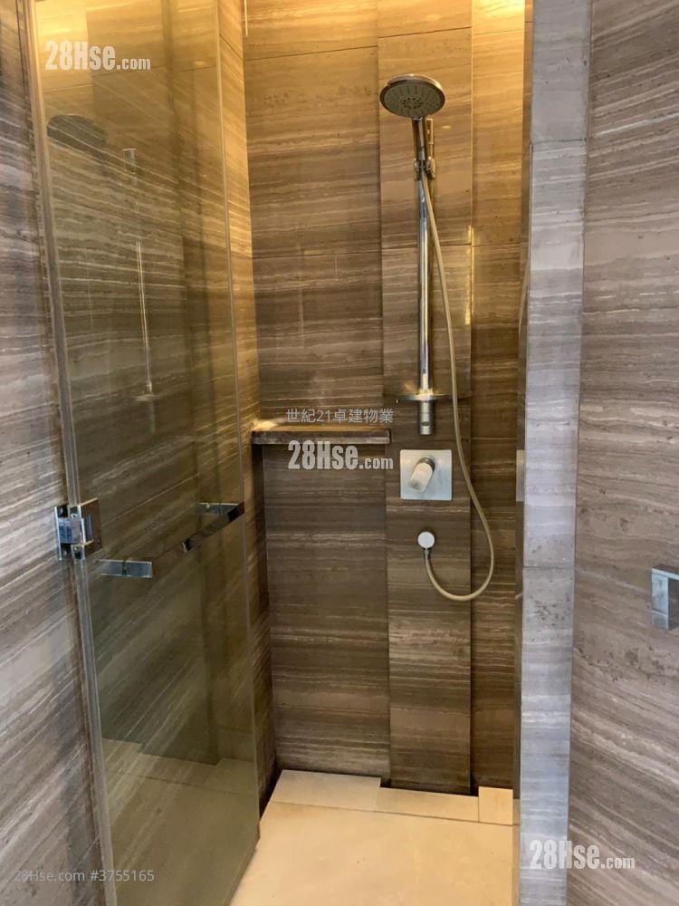 The Austin Sell 3 Bedrooms , 2 Bathrooms 1,002 ft²