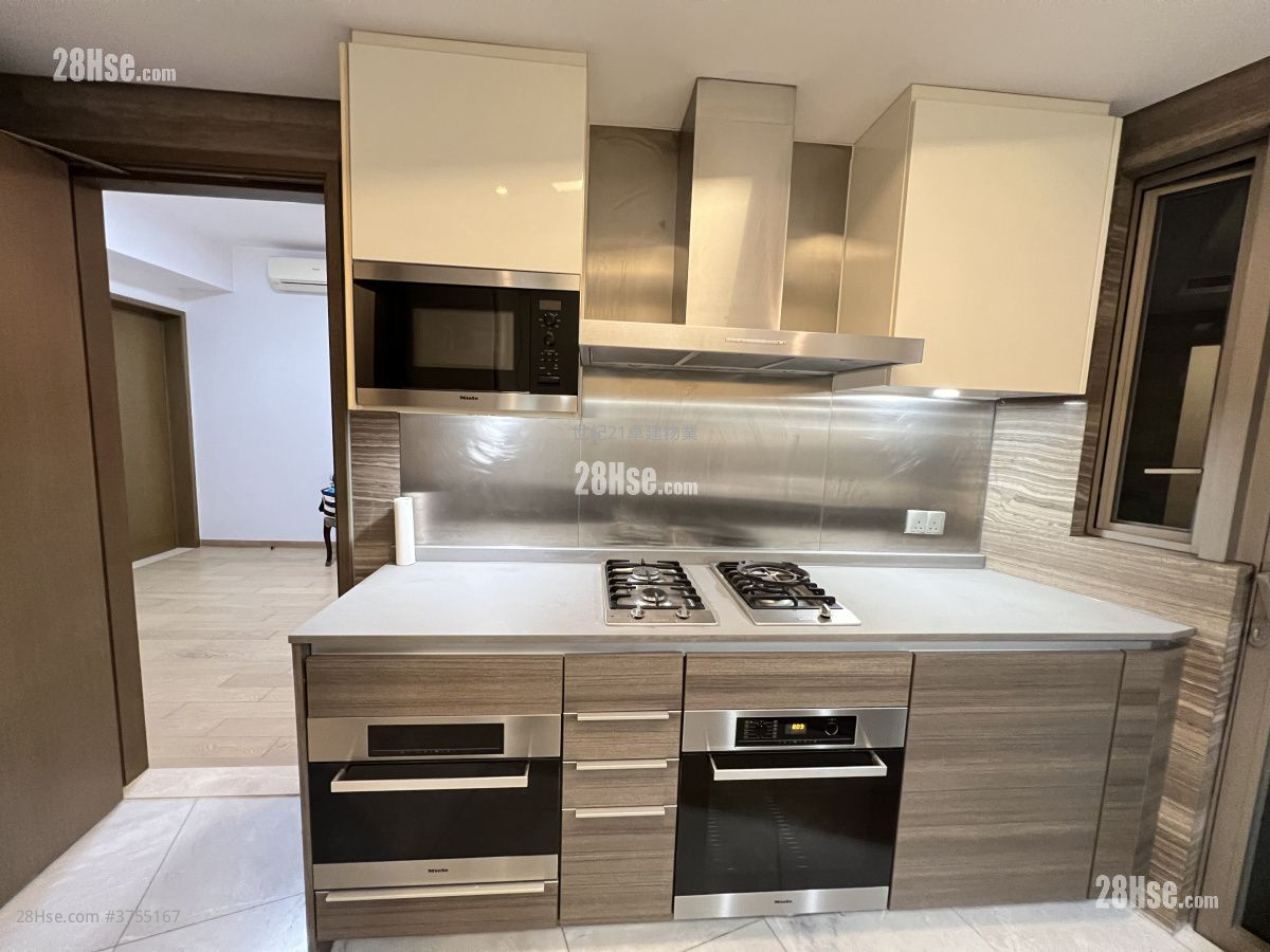 The Austin Sell 3 Bedrooms , 2 Bathrooms 905 ft²