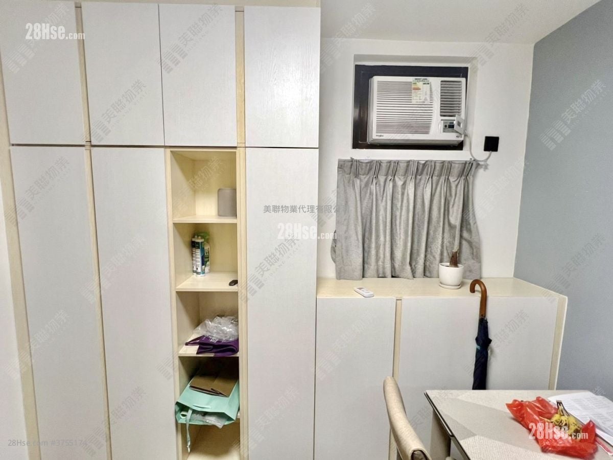 Luk Yeung Sun Chuen Sell 2 Bedrooms 451 ft²